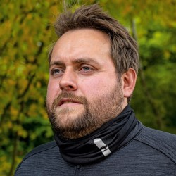 50 Stück ELYSEE Multifunktionstuch Universal aus hochwertigem Material in schwarz