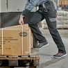 1 Paar Pollino Halbschuhe WICA® Sicherheitsklasse EN ISO 20345 S1P SRA dunkelgrau/rot