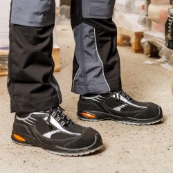1 Paar ELYSEE S3 Schnürstiefel aus Schwarz/Silber mit EN ISO 20345 S3 SRC Zertifizierung