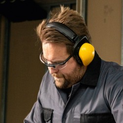 12 Stück SKYLINE TECTOR® Schutzbrillen klar, hohe Sichtscheibe, optimaler Schutz für Augen bei Arbeiten und Freizeit