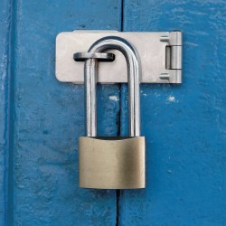 6 Stück Messing Vorhängeschlösser mit langem Bügel, rostfrei, sicher und langlebig, ideal für Türen und Schränke